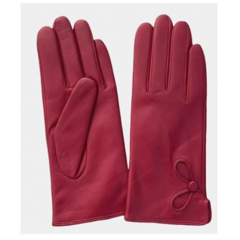 Customized Nappa Sheepskin Gloves for Women in Minimalist Style NS315